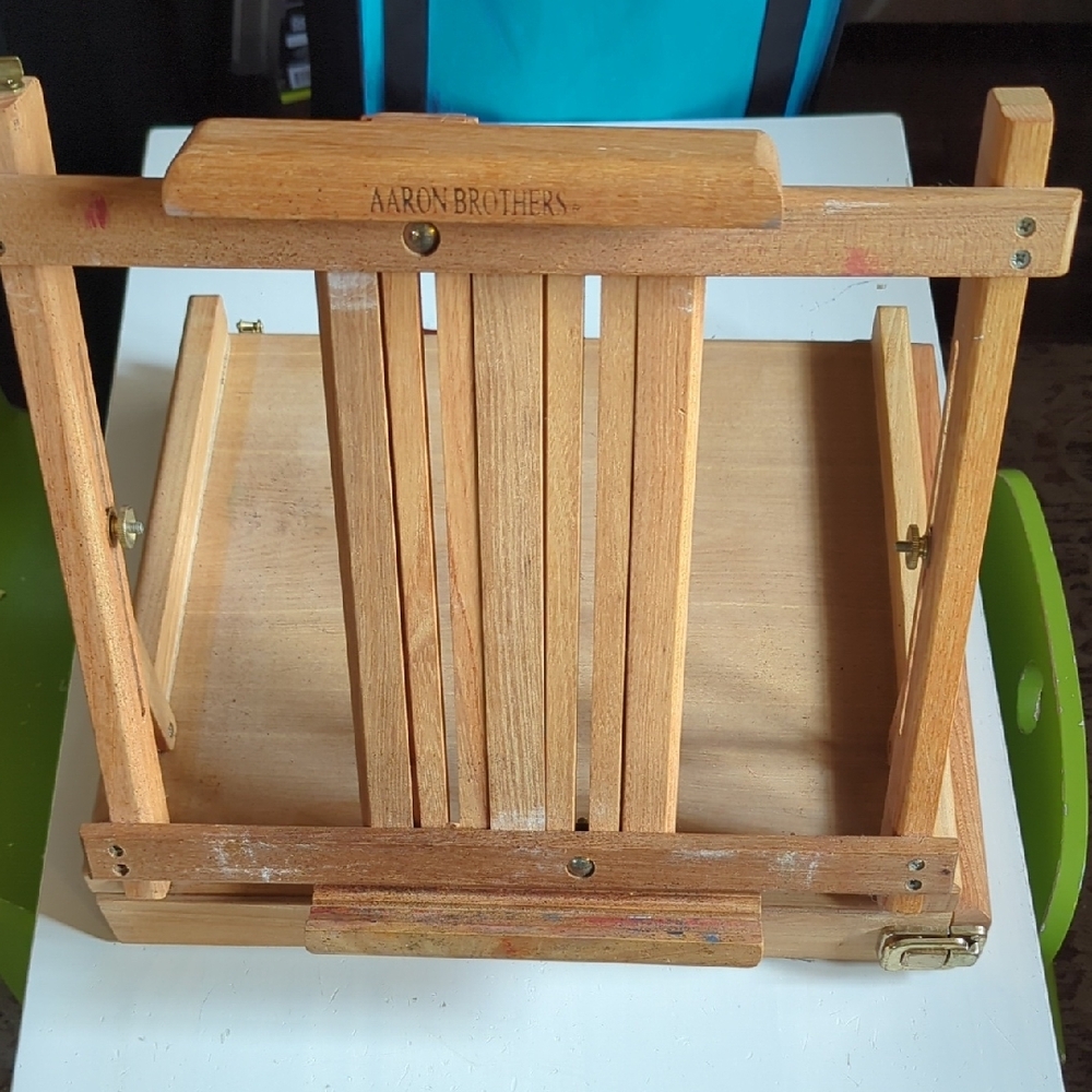 Aaron Brothers Wooden Tabletop Easel - Picture 2 of 6